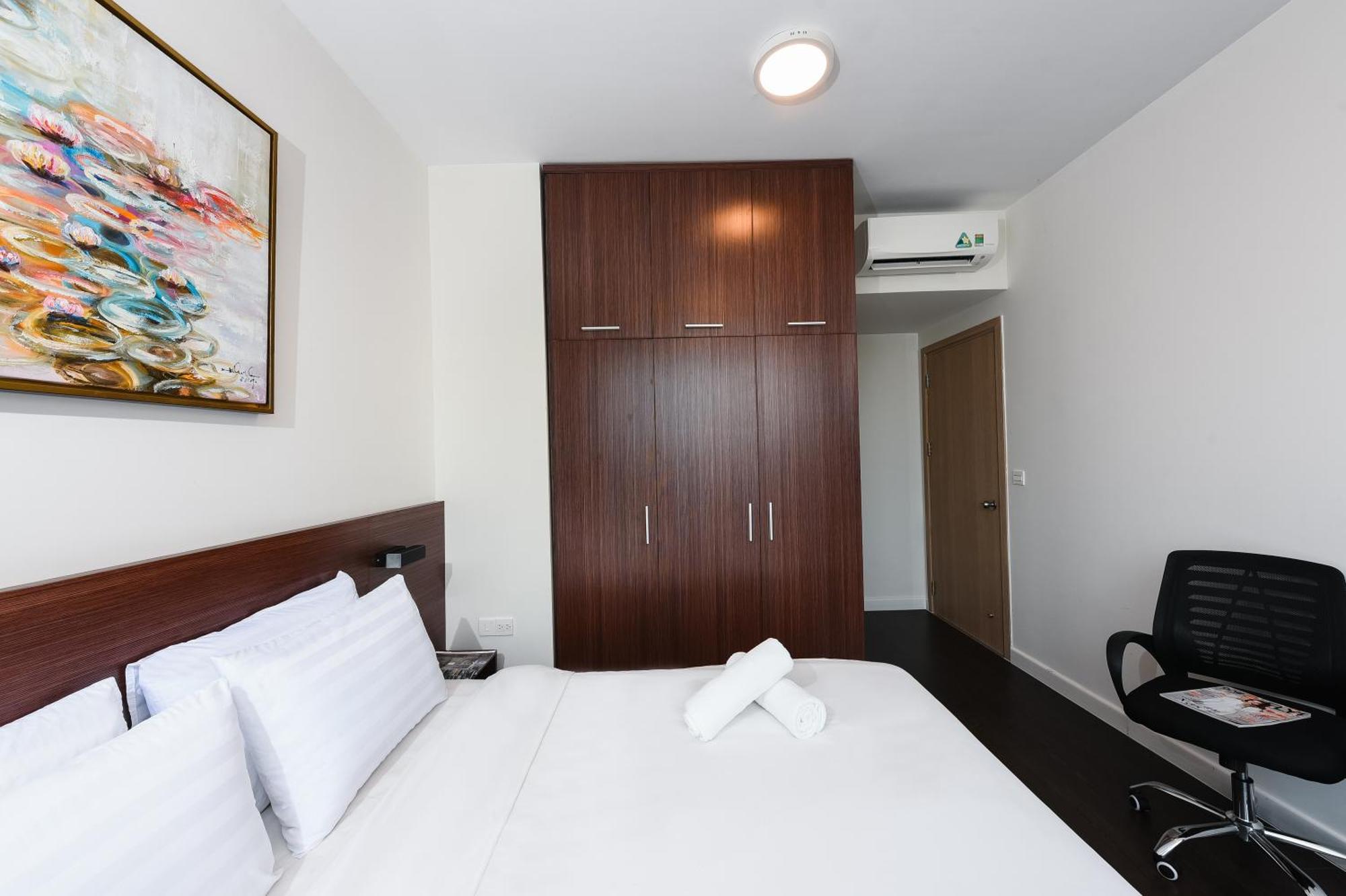 Rem Rivergate Garden Pool Signature - Free 4G Sim For 3 Nights Booking Хошимин Экстерьер фото